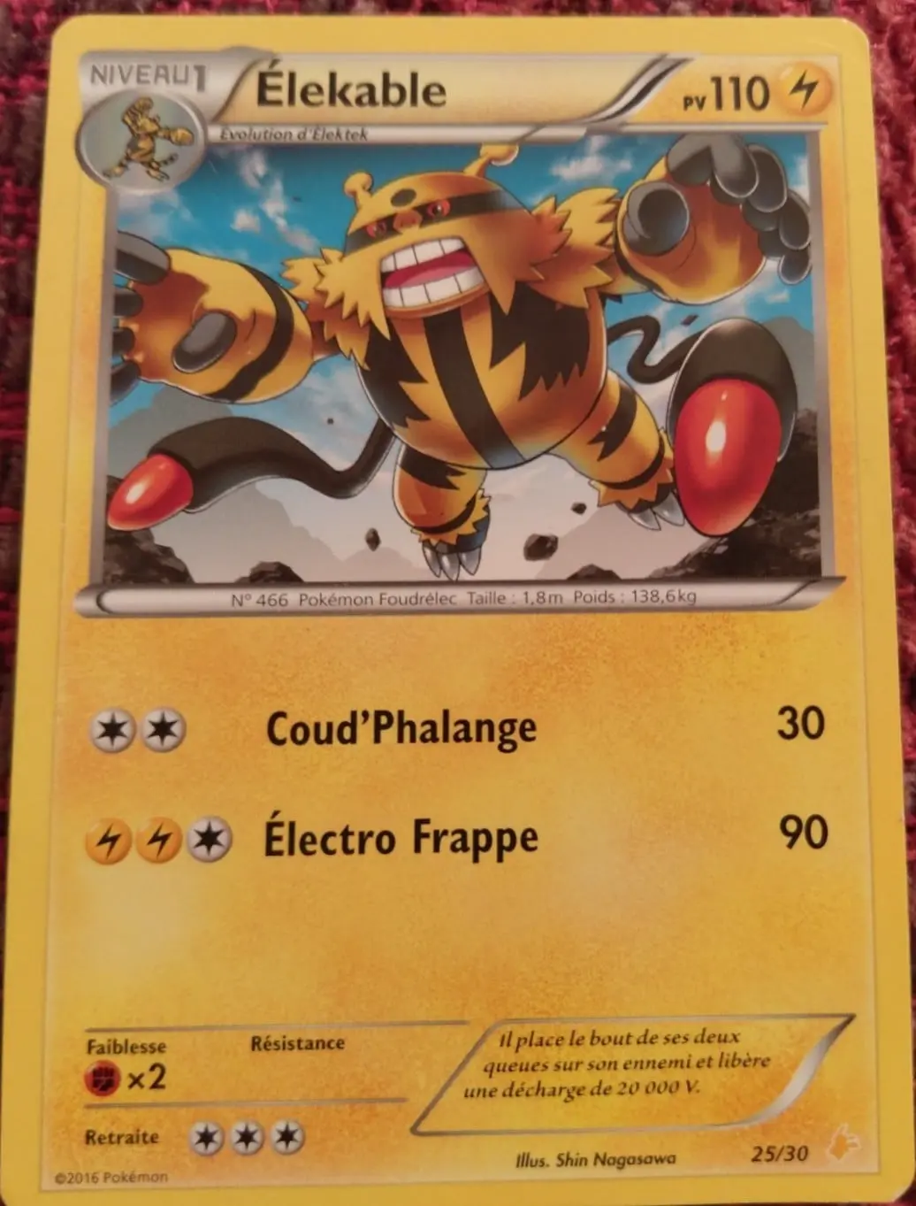 Electivire #25 — XY Trainer Kit (Pikachu Libre)