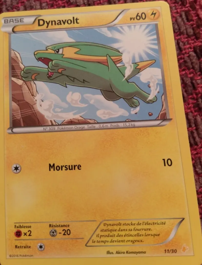 Carte Pokémon Dynavolt #11 — Kit du Dresseur XY (Pikachu Catcheur)