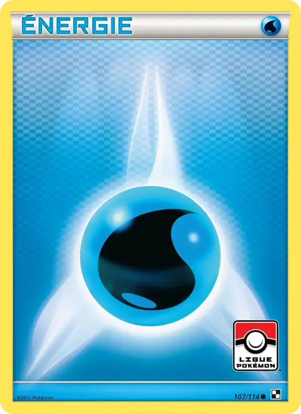 Carte Pokémon Énergie Eau #107 — Noir et Blanc